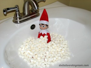 Christmas 10 easy elf on the shelf ideas