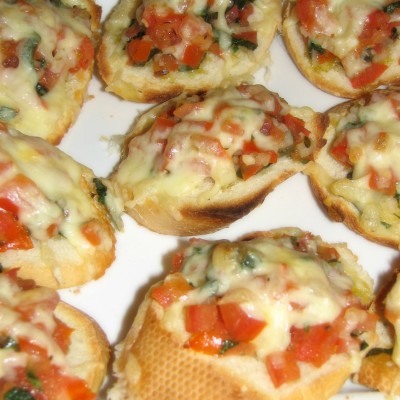 Fresh Tomato and Basil Bruschetta Recipe