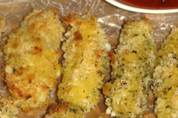 Do It All Working Mom - Baked Mozzarella Cheese Sticks