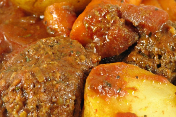 Do It All Working Mom - Crockpot Italian meatball stew
