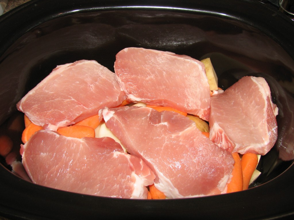Do It All Working Mom - Easy crock-pot pork chops and vegetables