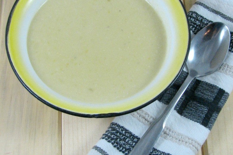 Creamy celery root and apple soup