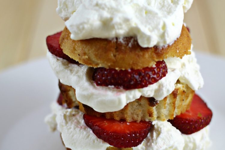 Cupcake Strawberry Shortcake