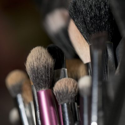 How to clean makeup brushes