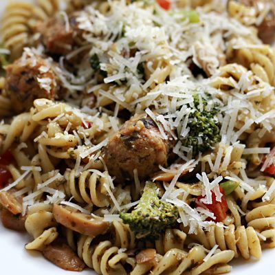 Spicy Italian Sausage Pasta / Pâtes aux saucisses Italiennes épicées