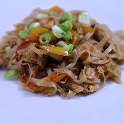 Easy Chicken Pad Thai / Pad Thai au Poulet Facile